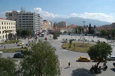 Bornova Cumhuriyet Meydanı